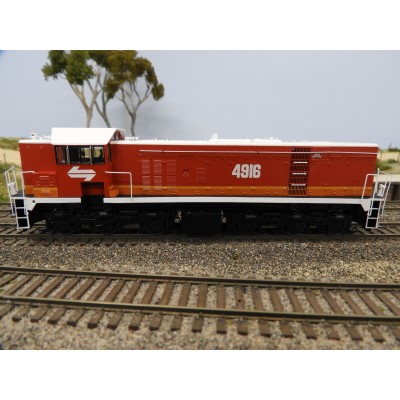 TrainOrama, 49 Class Locomotive, HO Scale; 4916 - Candy